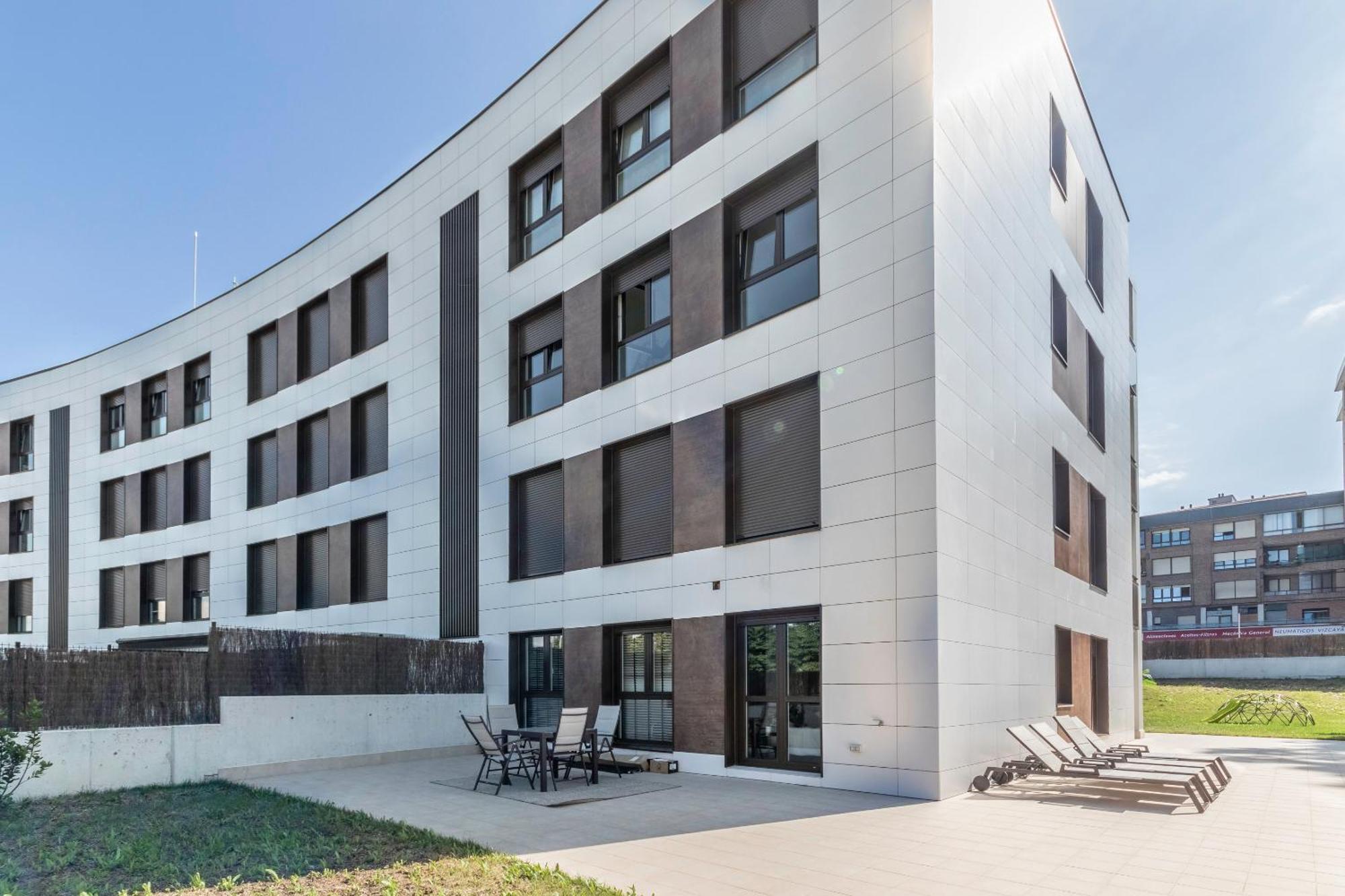 גטסו Akomodat En Precioso Y Moderno Con Jardin Y Parking מראה חיצוני תמונה